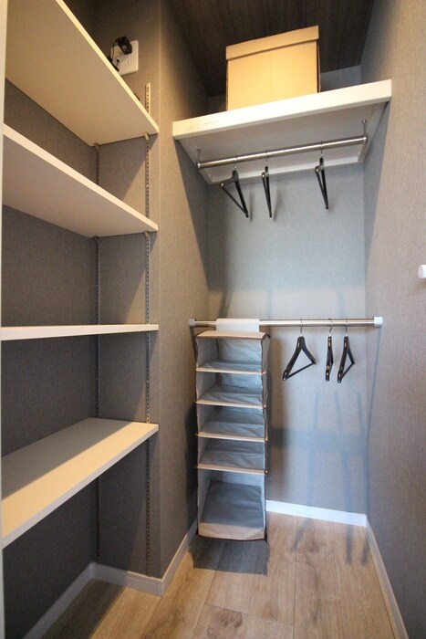 物件内観写真11　(収納)