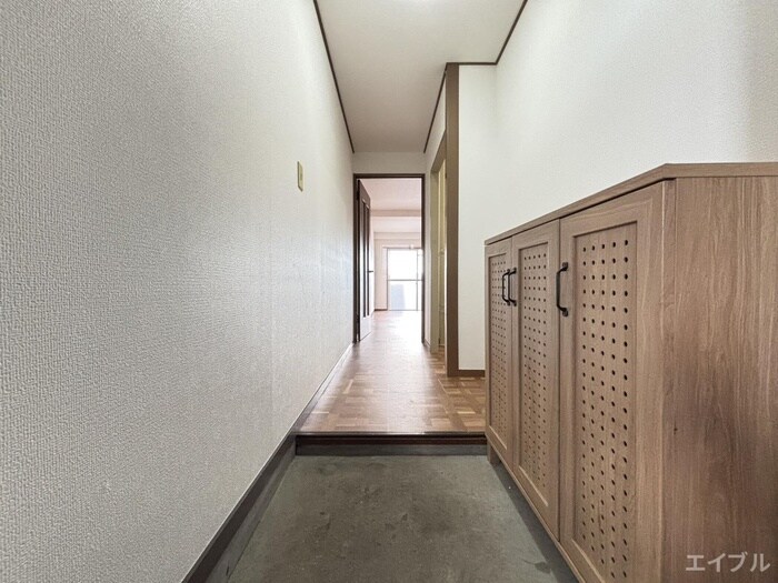 物件内観写真17　(廊下)