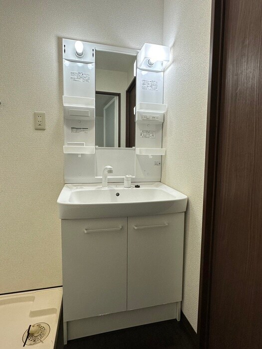 物件内観写真14　(洗面)