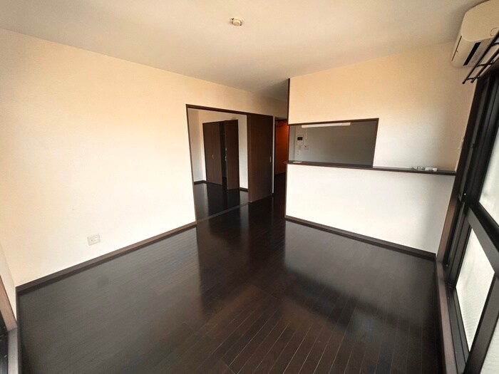 物件内観写真15　(居室)