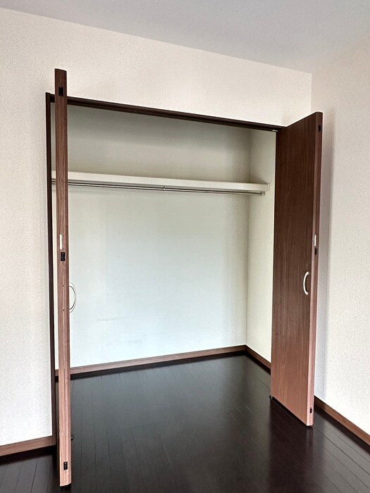 物件内観写真16　(収納)