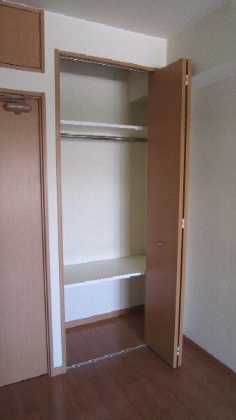 物件内観写真8　(収納)