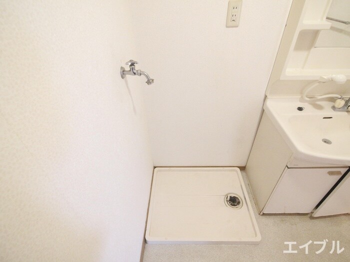 ミドール南ヶ丘の洗濯機置場