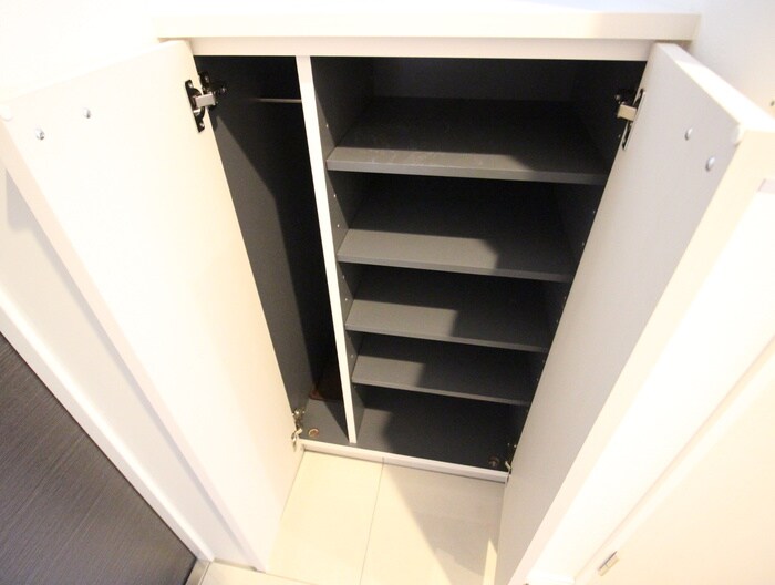 物件内観写真11　(靴箱)