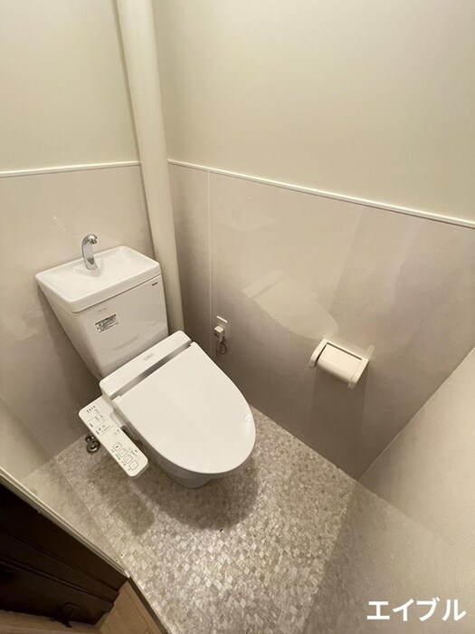 物件内観写真11　(トイレ)