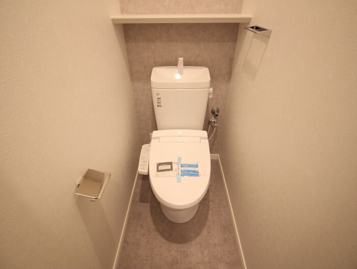 物件内観写真9　(トイレ)