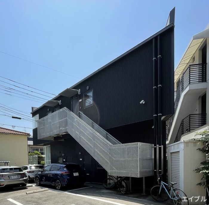 物件外観写真6　(駐車場)