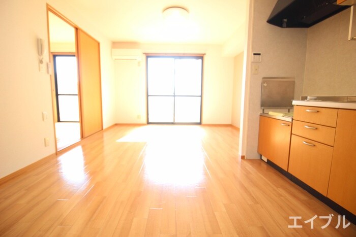 物件内観写真7　(居室)