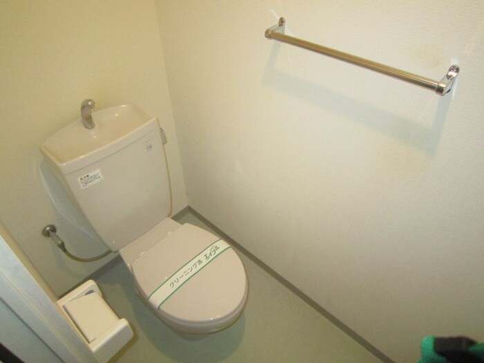 物件内観写真16　(トイレ)