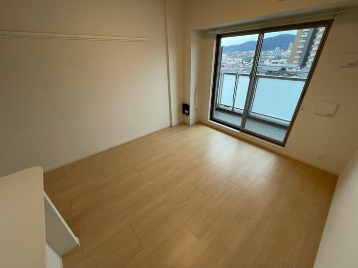 物件内観写真6　(居室)