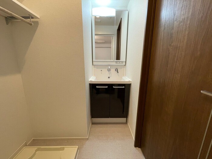 物件内観写真11　(洗面)