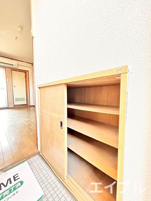 物件内観写真6　(靴箱)