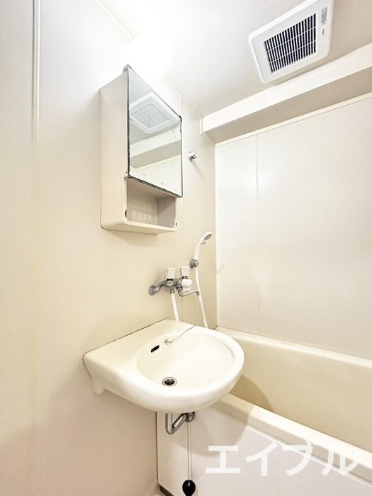 物件内観写真6　(洗面)