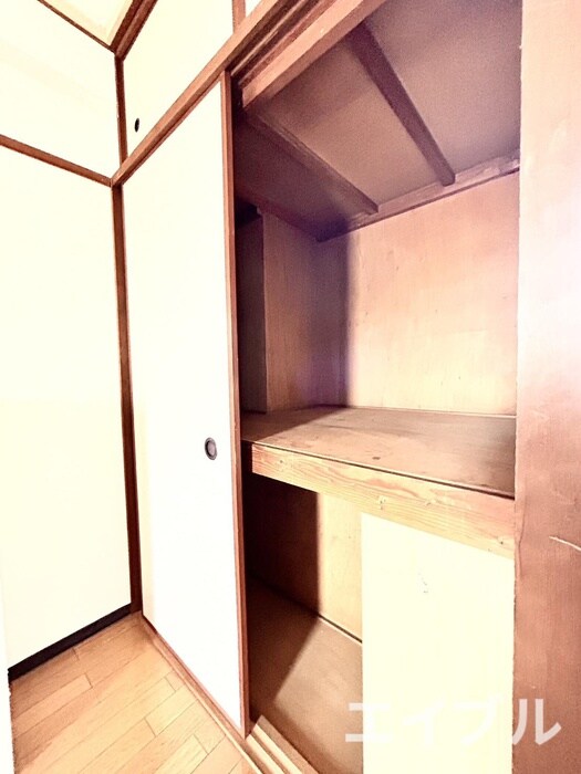 物件内観写真16　(収納)