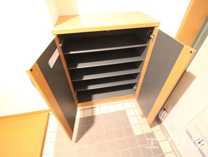 物件内観写真17　(靴箱)