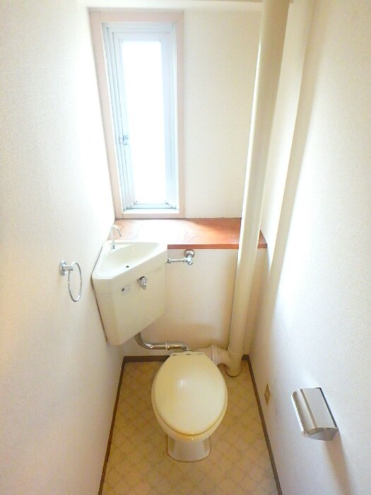 物件内観写真11　(トイレ)