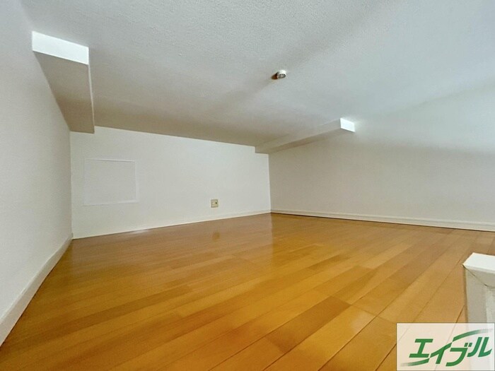 物件内観写真9　(ロフト)