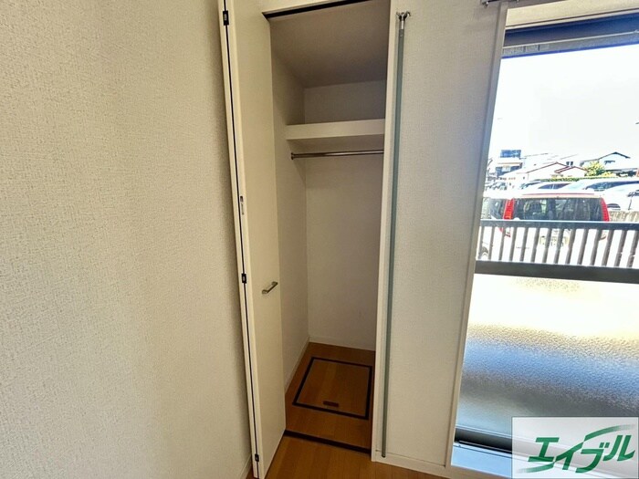 物件内観写真15　(収納)