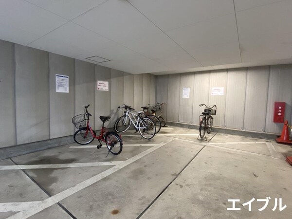 駐輪場