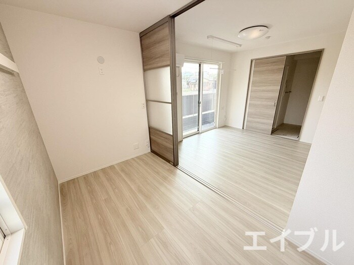 物件内観写真13　(居室)