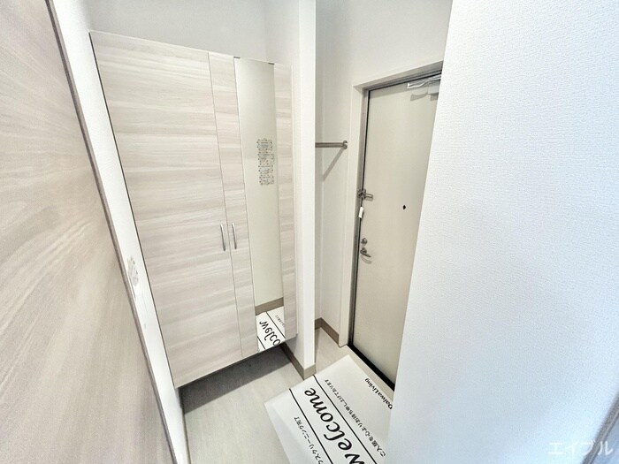 物件内観写真15　(玄関)