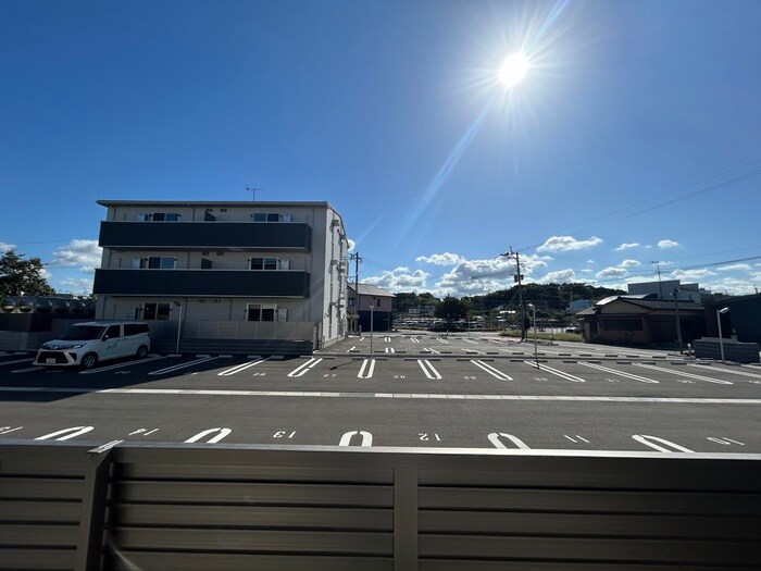 物件内観写真22　(室内からの展望)