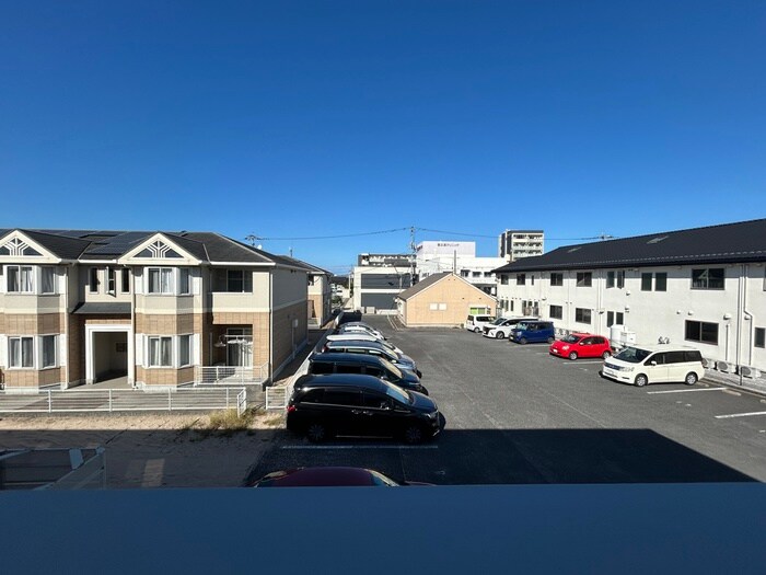 物件内観写真22　(室内からの展望)