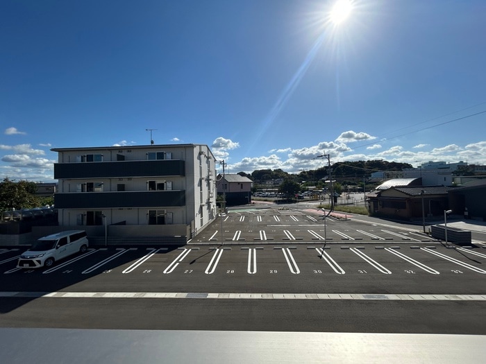 物件内観写真22　(室内からの展望)