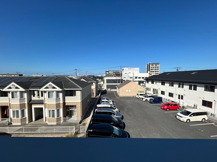 物件内観写真22　(室内からの展望)