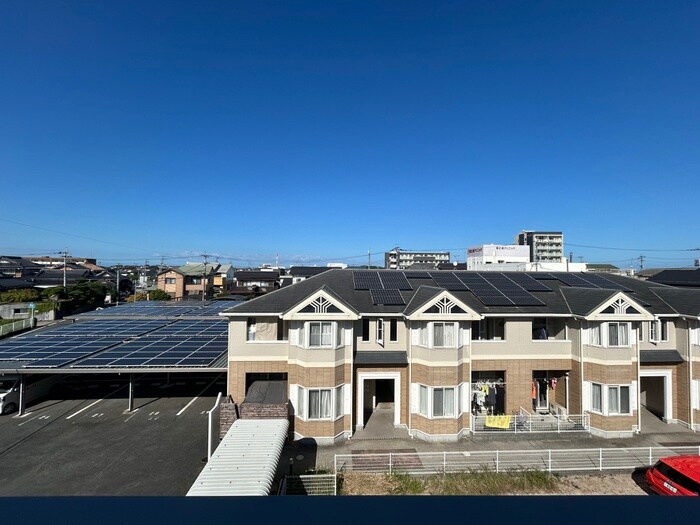 物件内観写真22　(室内からの展望)