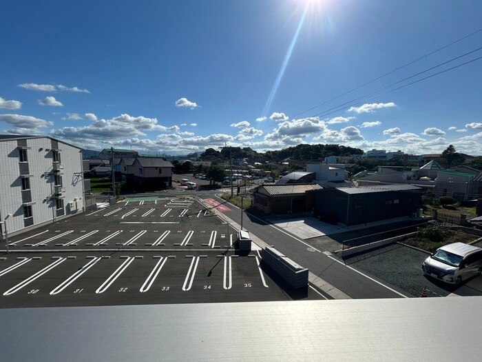 物件内観写真22　(室内からの展望)