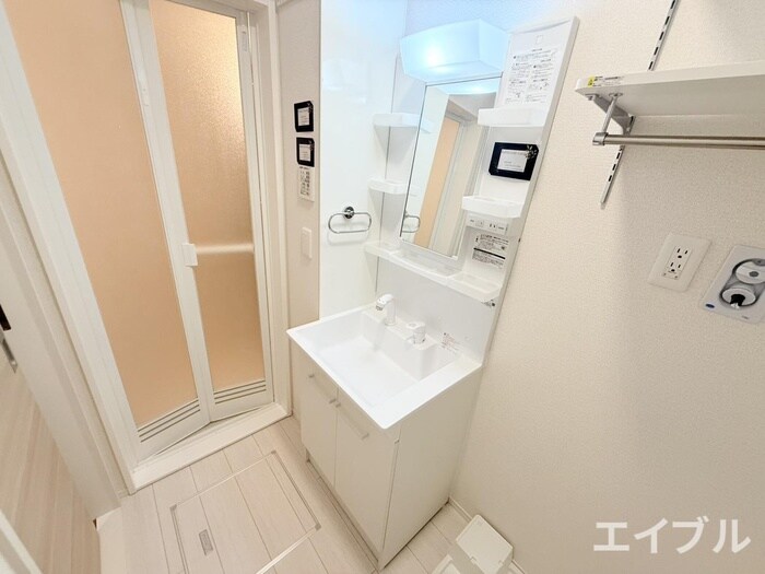 物件内観写真10　(洗面)