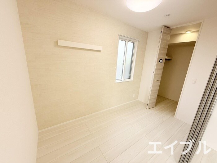 物件内観写真13　(居室)