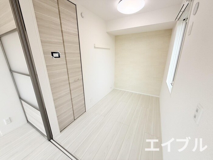 物件内観写真13　(居室)