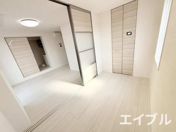 物件内観写真13　(居室)