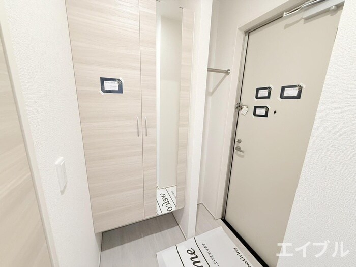 物件内観写真15　(玄関)