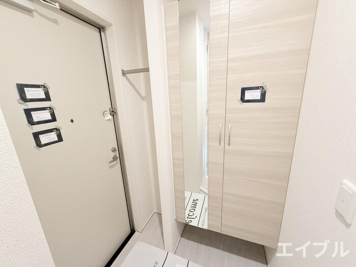 物件内観写真15　(玄関)