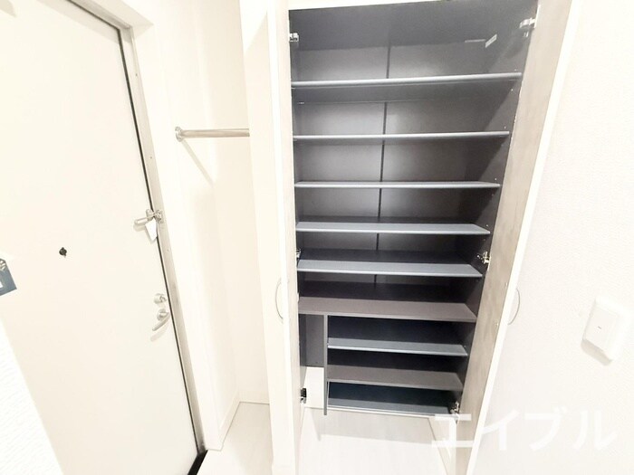 物件内観写真16　(靴箱)