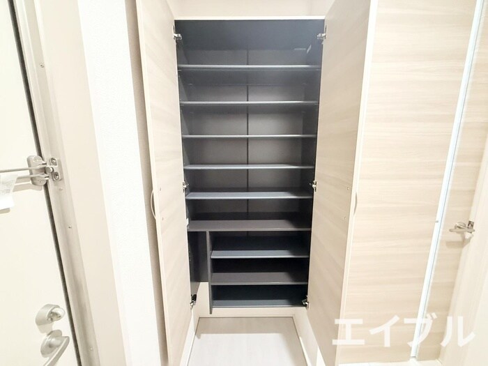 物件内観写真16　(靴箱)
