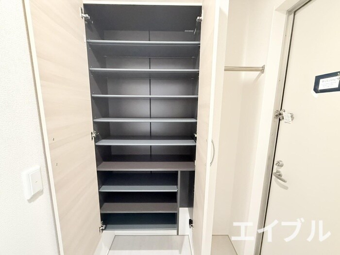 物件内観写真16　(靴箱)