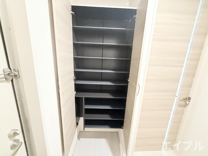 物件内観写真16　(靴箱)