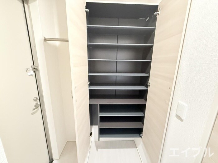 物件内観写真16　(靴箱)