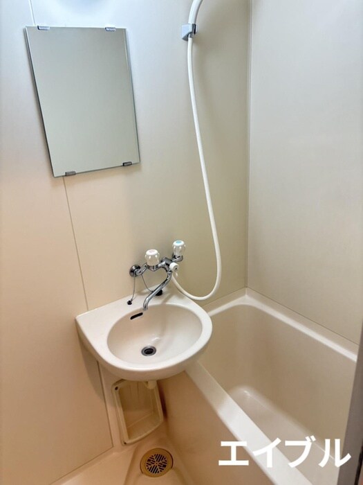 物件内観写真9　(バス／シャワールーム等)