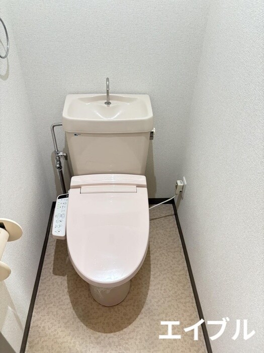 物件内観写真10　(トイレ)