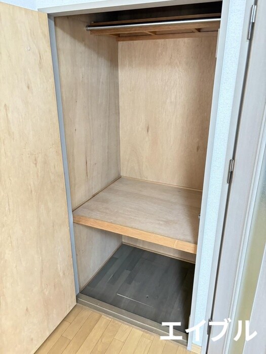 物件内観写真11　(収納)