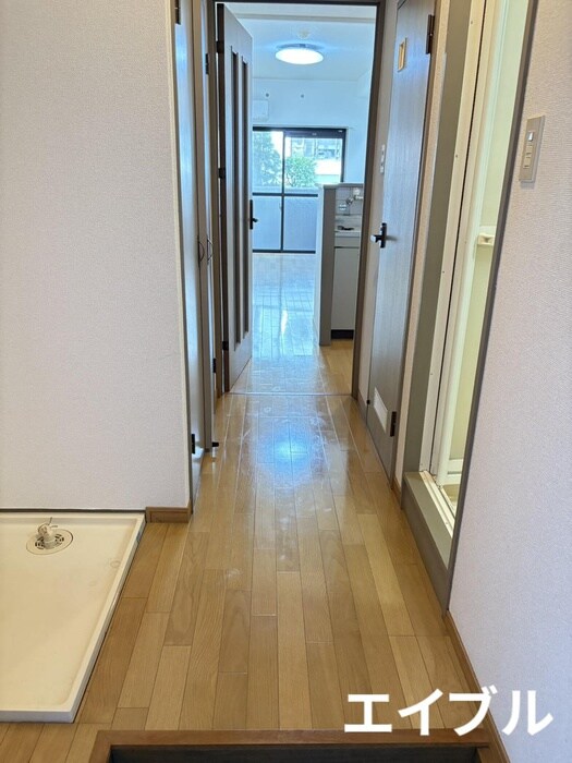 物件内観写真15　(廊下)
