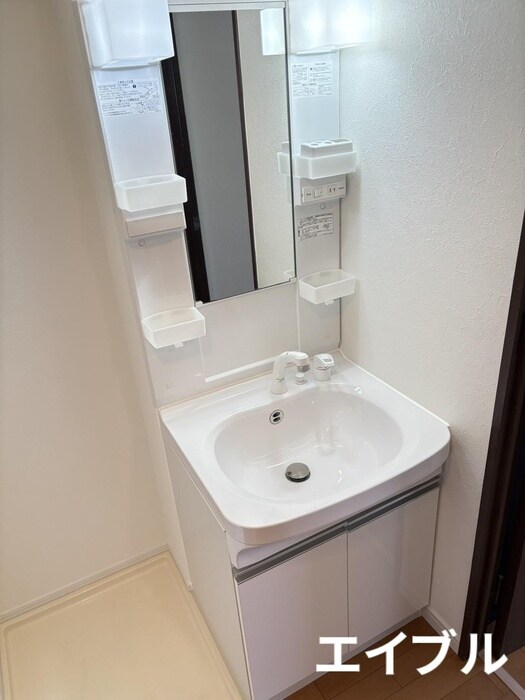 物件内観写真11　(洗面)