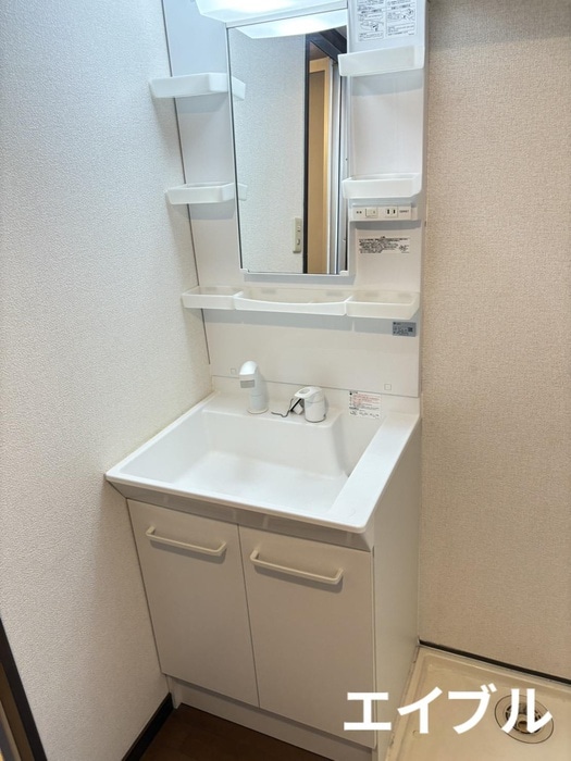 物件内観写真11　(洗面)