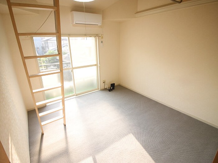 物件内観写真11　(居室)