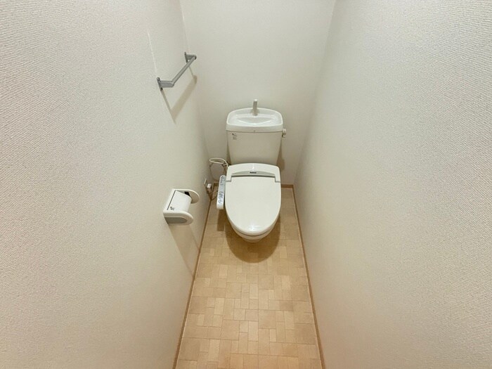 物件内観写真10　(トイレ)